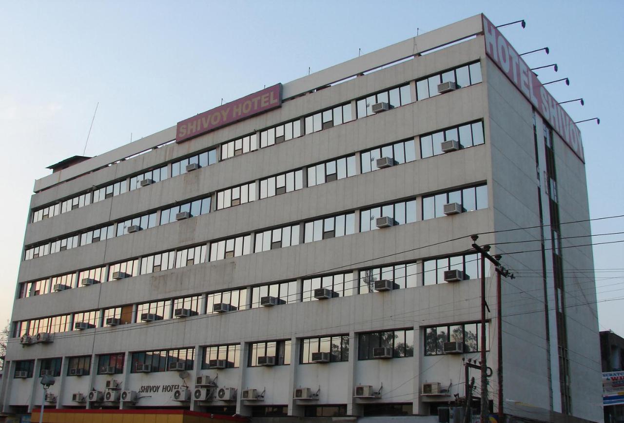 גורקפור Shivoy Hotel מראה חיצוני תמונה